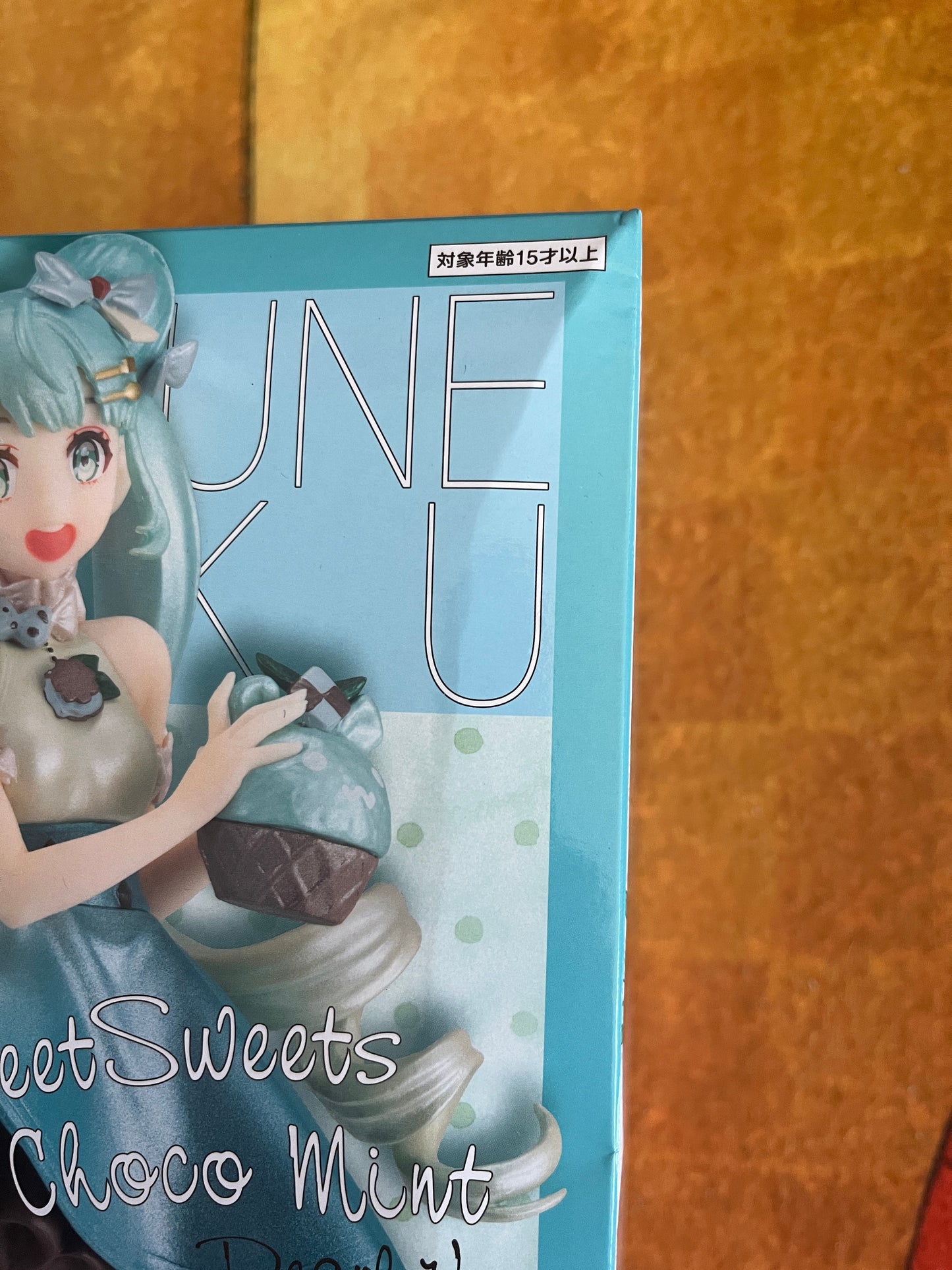 Hatsune Miku Choco Mint - pearl version- SweetSweets Exceed Creative